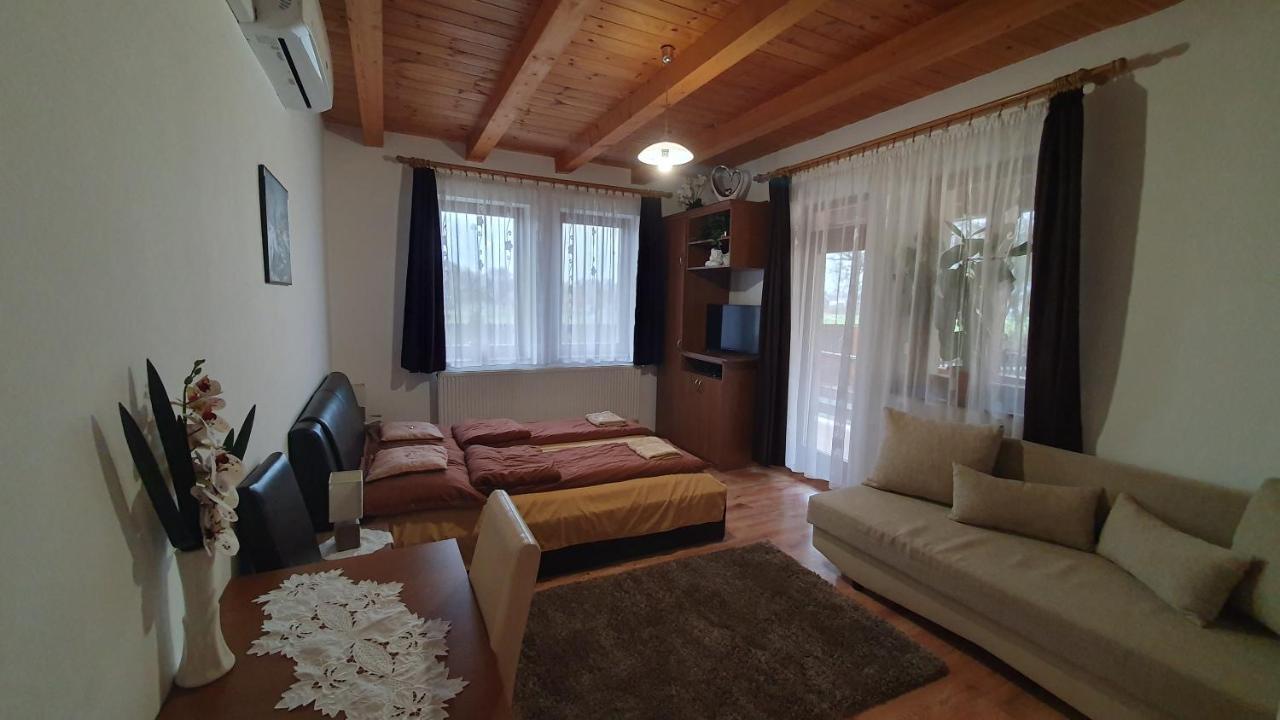Hotel Kekszilva Vendeghaz Pap Zewnętrze zdjęcie