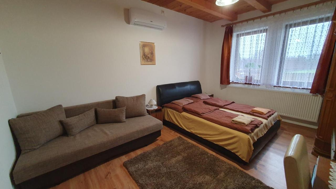 Hotel Kekszilva Vendeghaz Pap Zewnętrze zdjęcie
