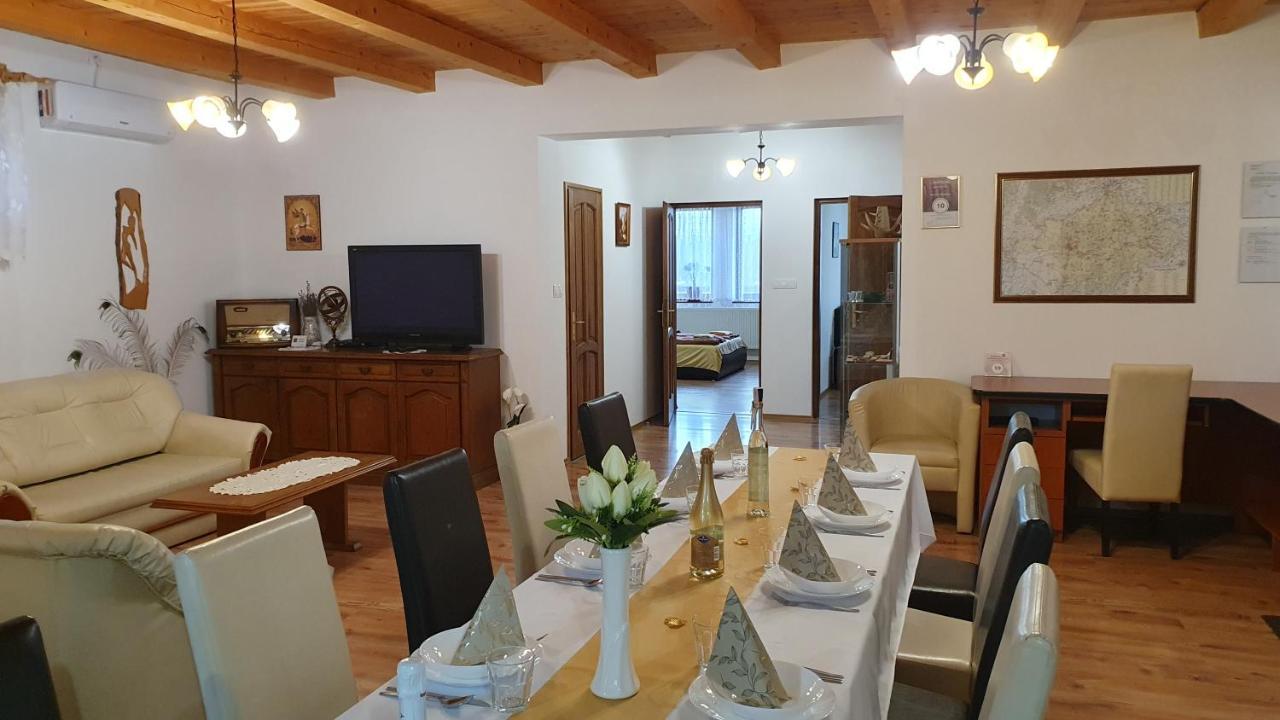 Hotel Kekszilva Vendeghaz Pap Zewnętrze zdjęcie