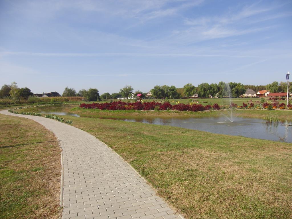 Hotel Kekszilva Vendeghaz Pap Zewnętrze zdjęcie